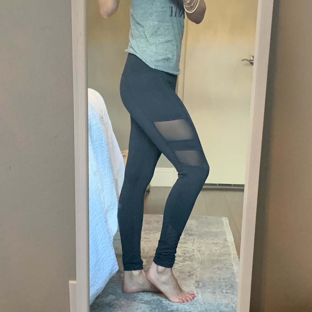 Lululemon black leggings